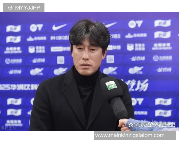 杜塞尔多夫换帅引发球迷调侃两位教练名字成焦点话题